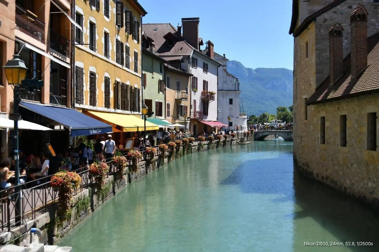 Apartment Appartement Le Chambery Plein Coeur De Ville Annecy